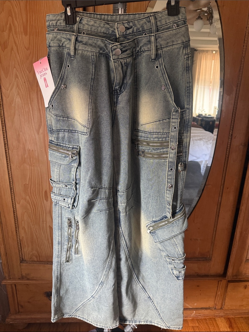 Relaxed Light Wash Cargo Jeans for Women - Vintage-Inspired Utility Style
